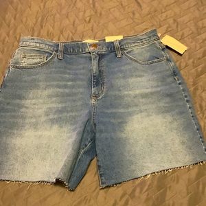 Universal thread high-rise vintage straight shorts 14 R